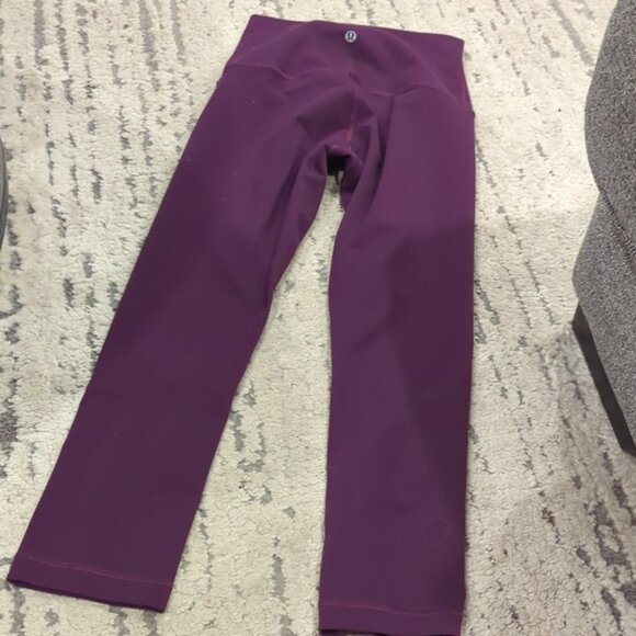 Lululemon Wunder Under Crop (Hi-Rise)Darkest Magenta - Picture 7 of 9